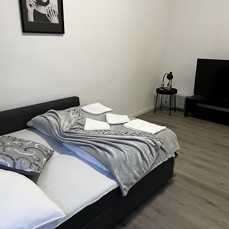 City Apartment On The Rhine, קלן מראה חיצוני תמונה